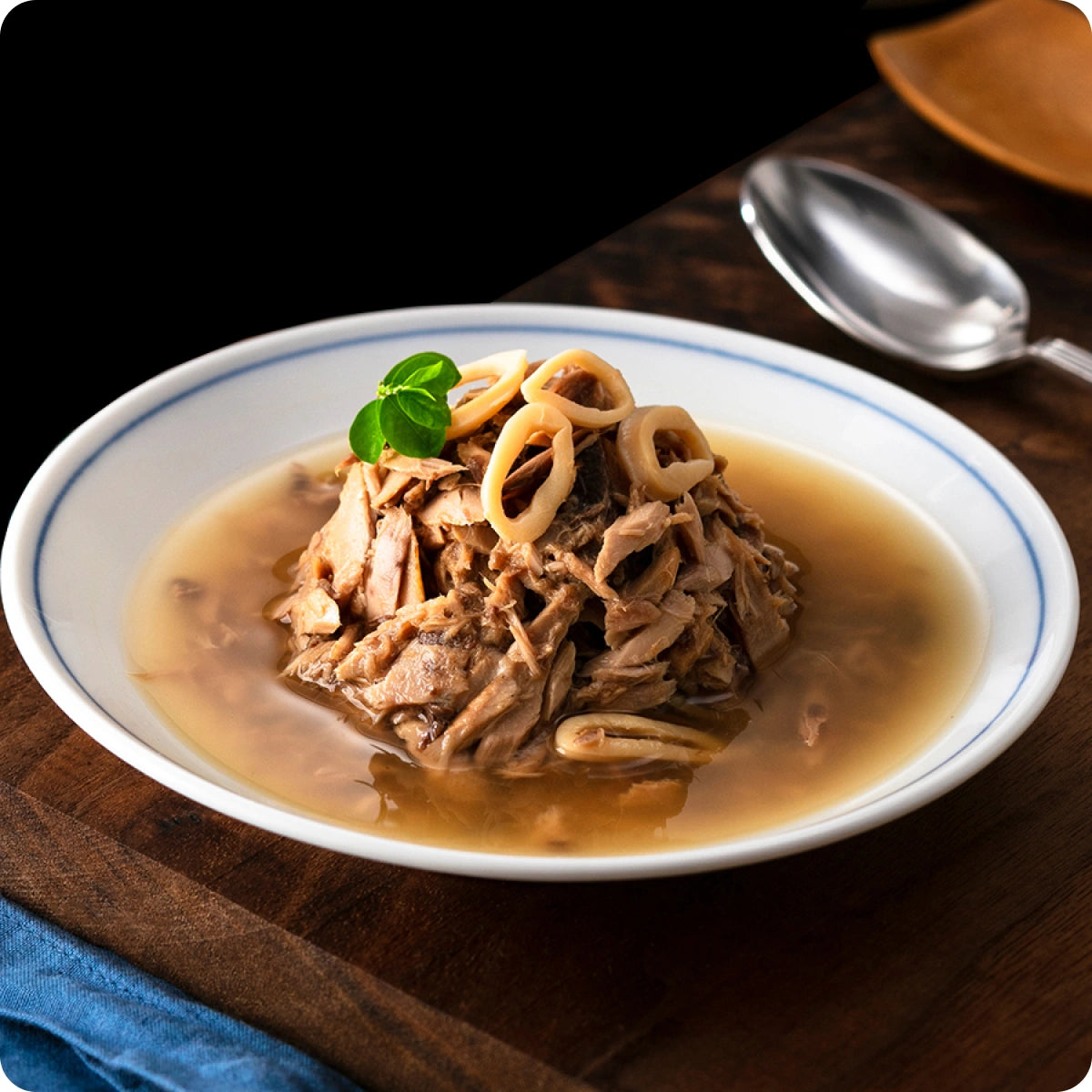 Serie Natural Kitty Broth Tonno con Calamari in Brodo